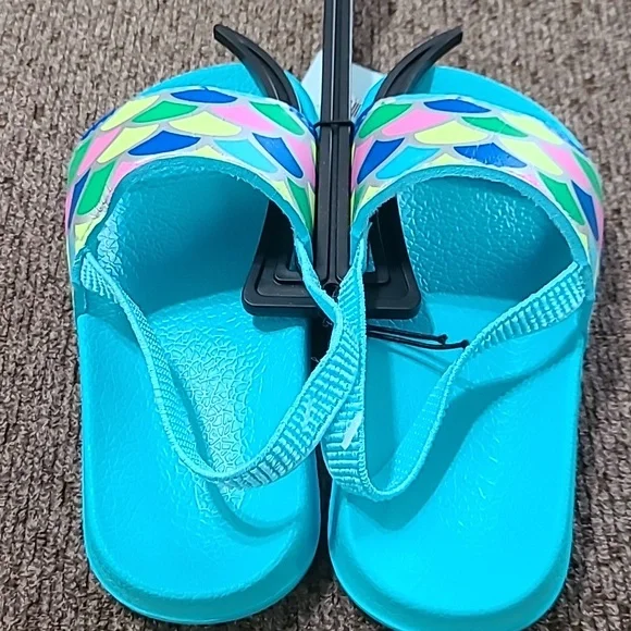OKIE DOKIE TODDLER "ISAND TURQUOISE " SANDALS SIZE 7-8 - Picture 2 of 9